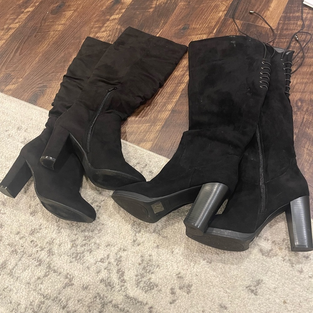 JustFab Black Heeled Boots Sleek Design